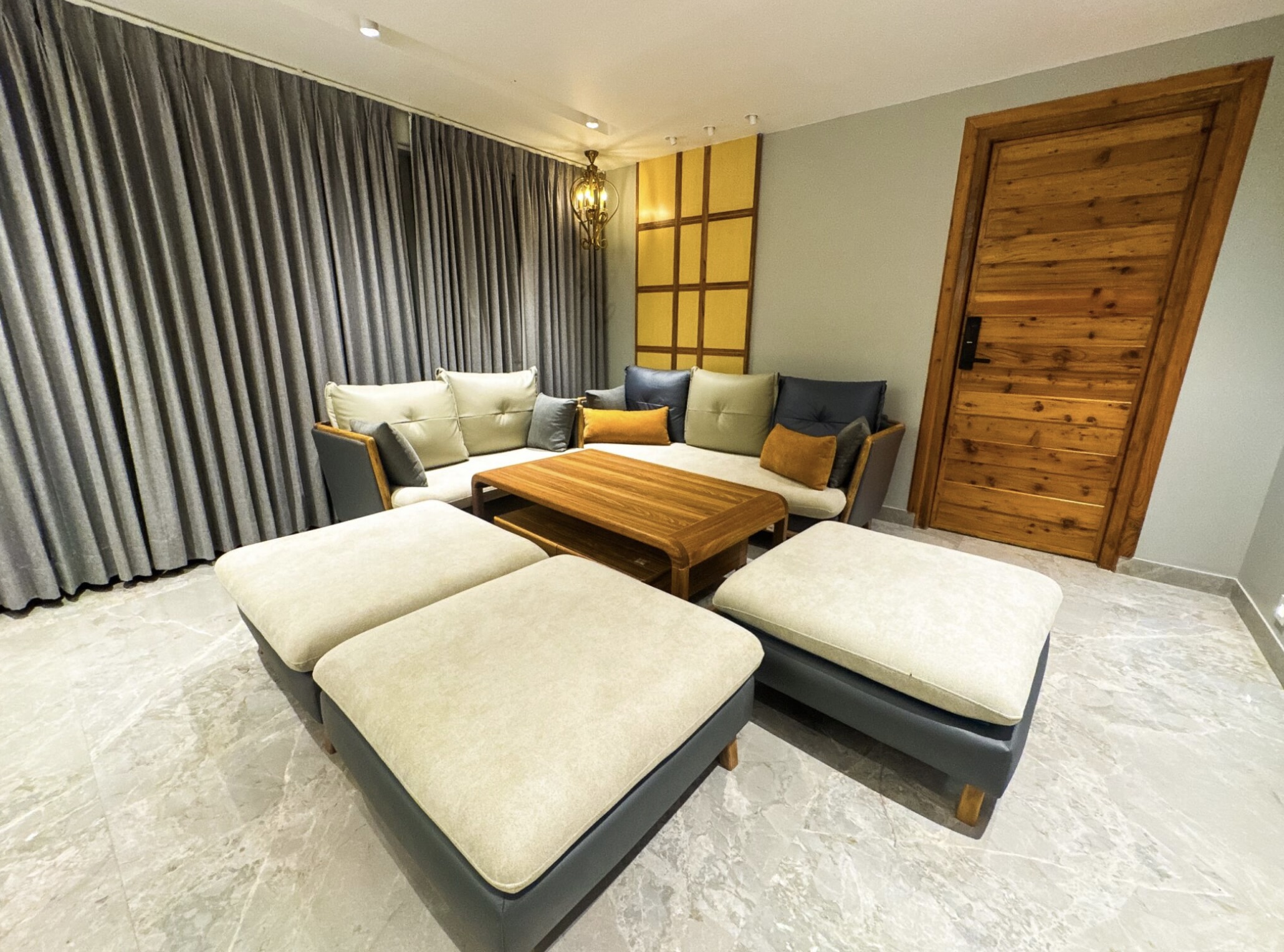 Falcon Floor (With Kitchen, Garden & Living Room) Living Area